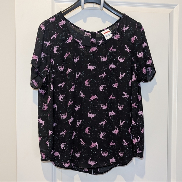 Like New Torrid Universal Jaws Georgette Blouse Shark Print - Picture 7 of 11